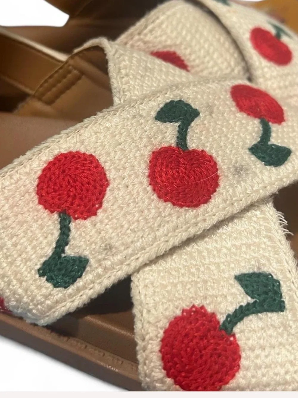 Cream Cherry Print Embroidered CrossStrap Sandals Y2K Cottagecore Girls Size 3 🍒